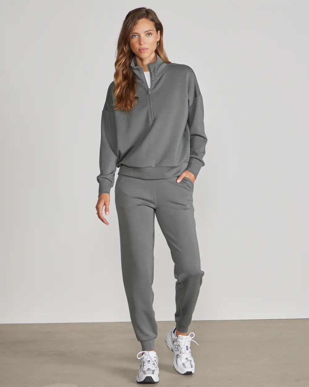 BYLT PULLOVER & JOGGER SET - WOMEN